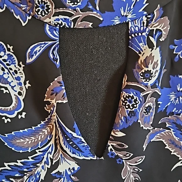 Short front, long back Shirt. - Picture 5 of 14